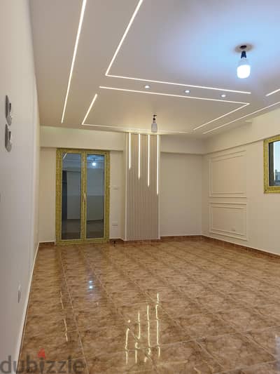 شقة للبيع تاني نمرة من عبد الناصر بالقرب من ش علي هيبة