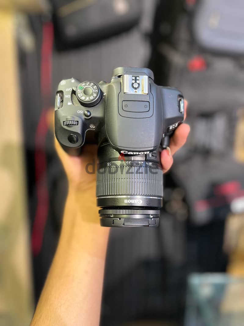 canon 700d 2