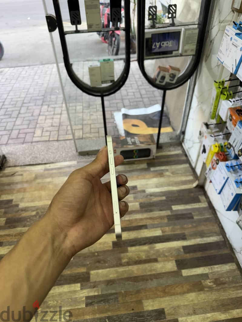 Apple - iPhone 14 3