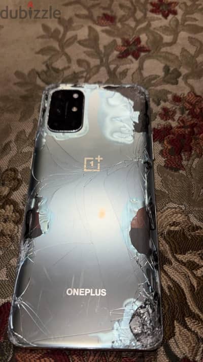 One Plus 8t