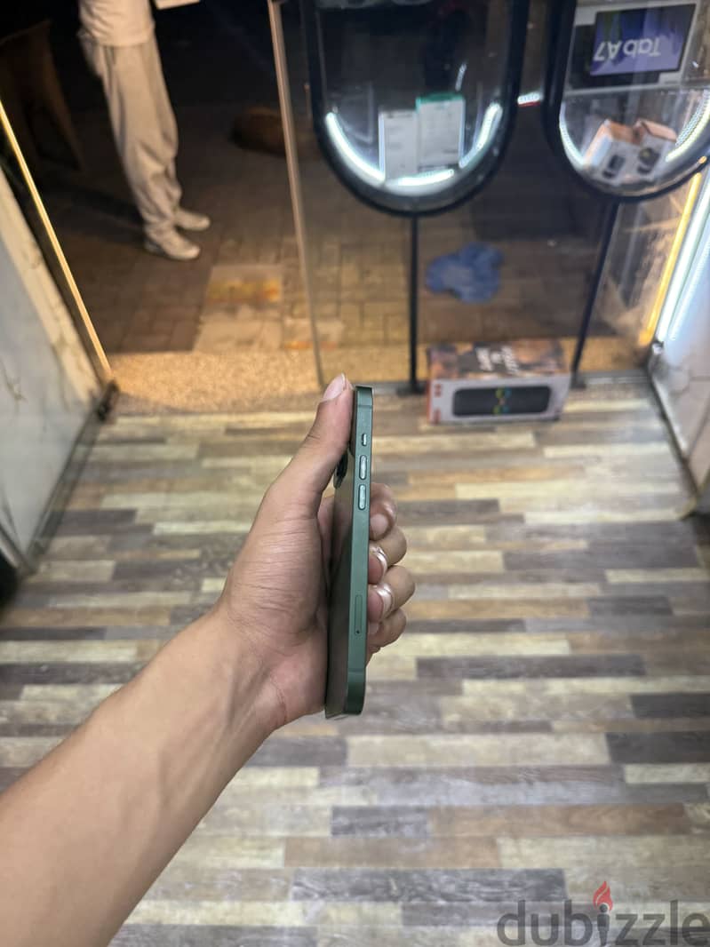 Apple - iPhone 13 5