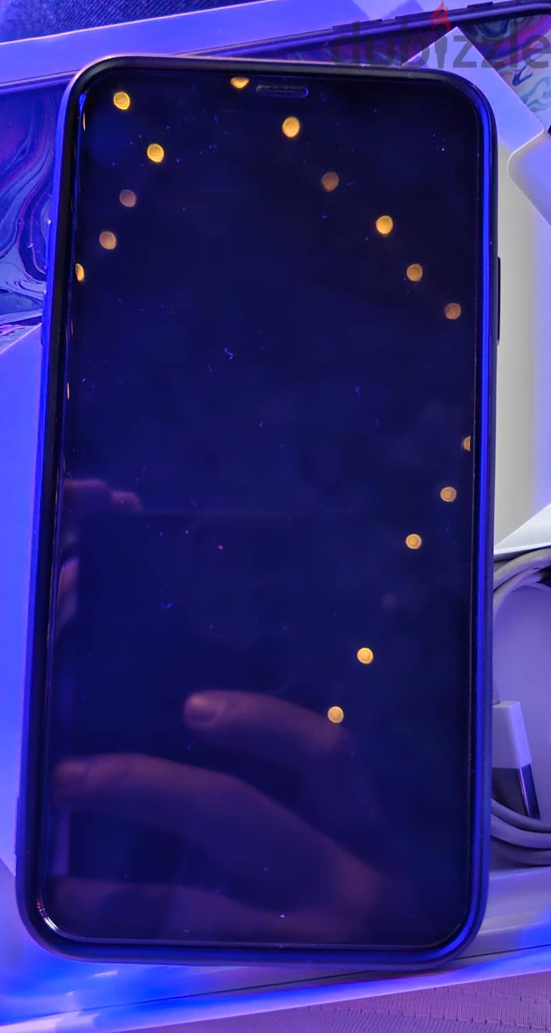 Apple - iPhone XS Max 5