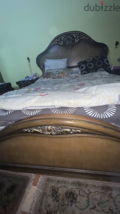 سرير ١٦٠ سم كلاسك