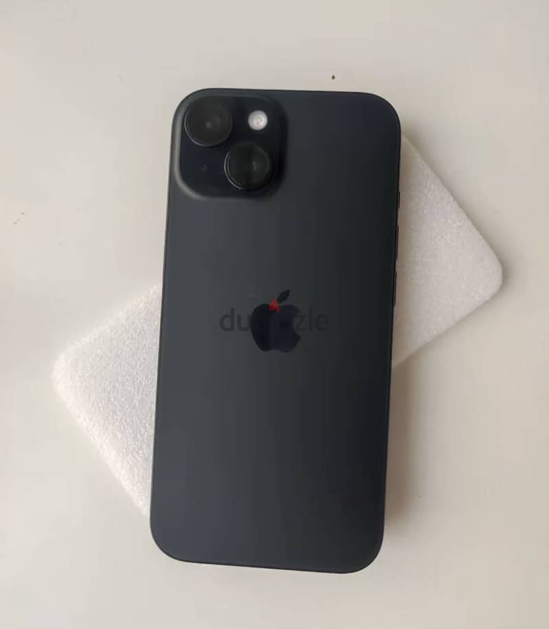 Apple - iPhone 15 5