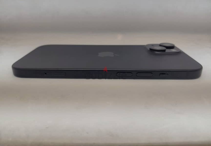 Apple - iPhone 15 6