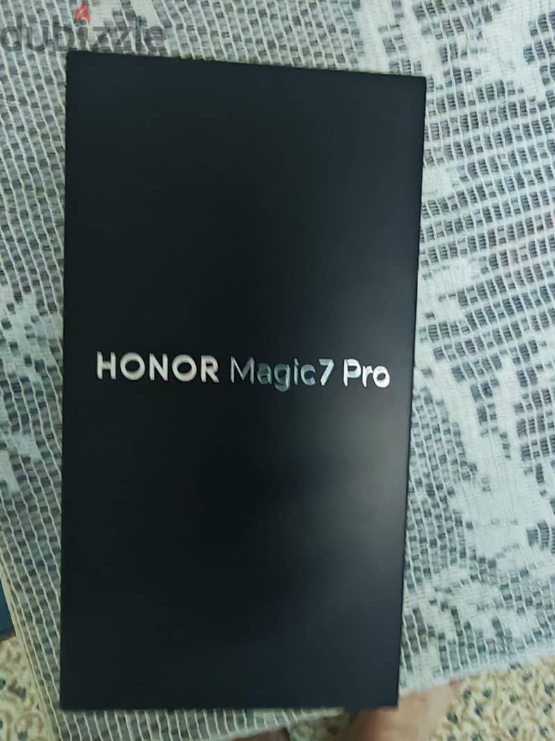 Honor Magic7 Pro 1