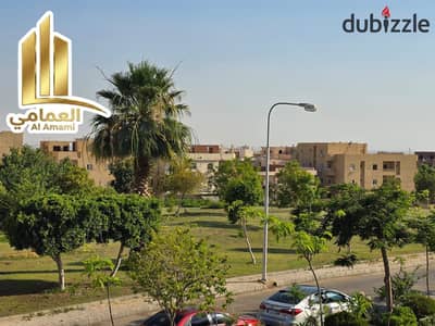 نص روف للبيع مدينه العبور الحي الخامس سوبر لوكس