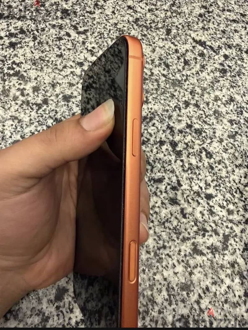 Apple - iPhone 17 Pro Max 2
