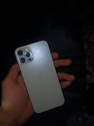 آبل - آيفون 12 برو