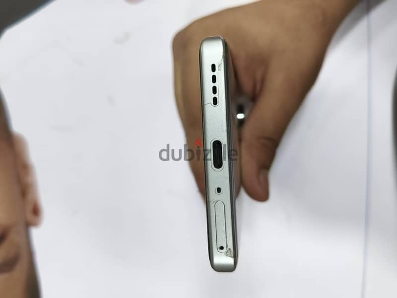 Realme GT 6 3