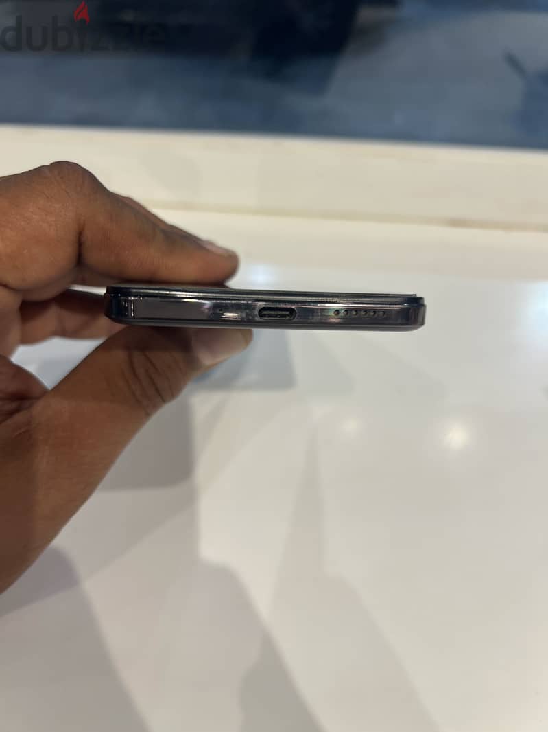 Vivo Y29 1