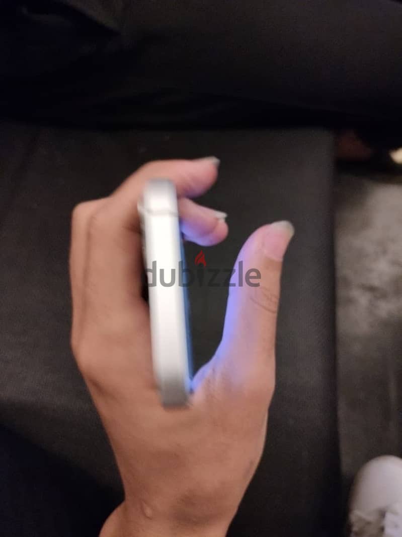 Apple - iPhone 13 2
