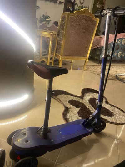 سكوتر اطفال كهربائي