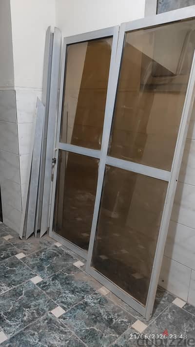 بلكونه الموتال ١٢٠