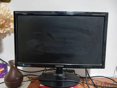 شاشة Samsung SyncMaster S19B150 LED مقاس 19 بوصة
