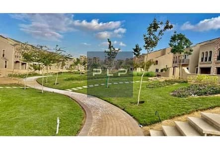 Lowest price corner townhouse, ready for immediate occupancy, at a bargain price for a quick sale in the market, in Green Square Compound, Al Ahly, Sa