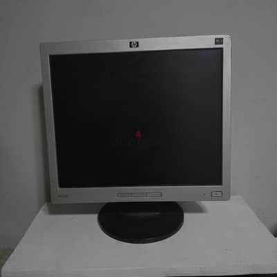 شاشة كمبيوتر  ١٧ بوصة HP
