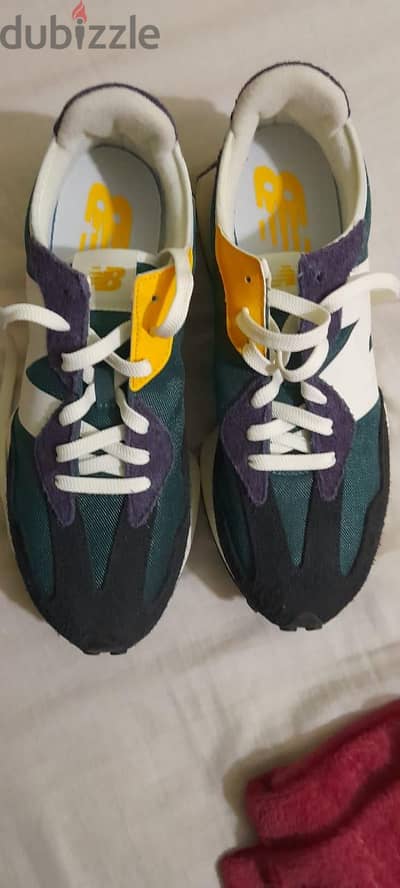 New Balance 327 جزمة أصلية
