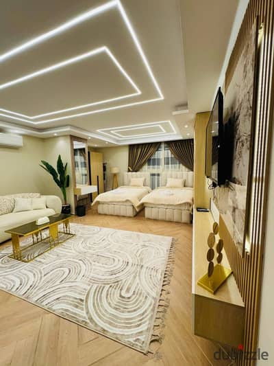 Fully furnished first-occupancy studio on Abbas El Akkad Main Street, equipped with all appliances in a prime location near malls and services. Fully f