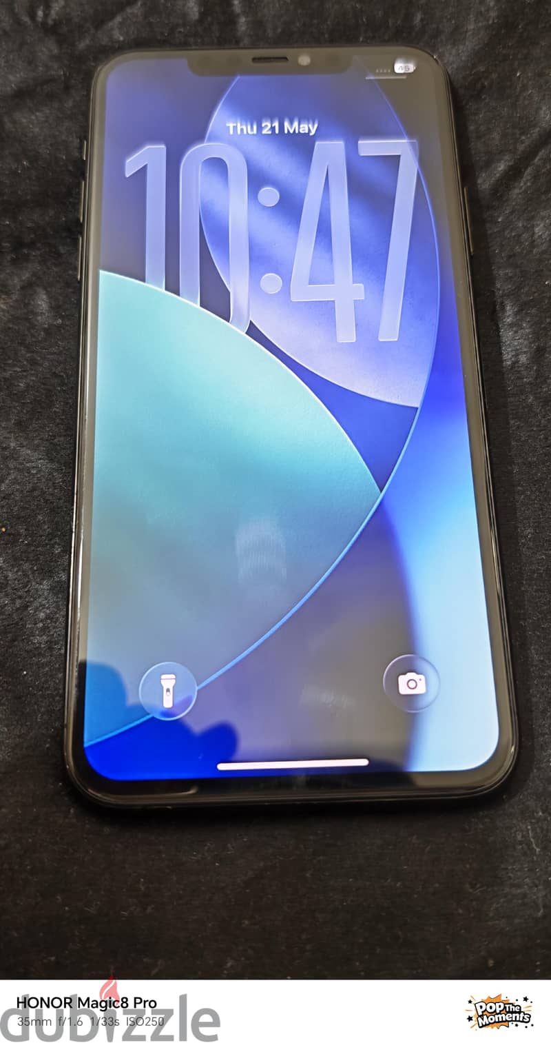 Apple - iPhone 11 Pro Max 1