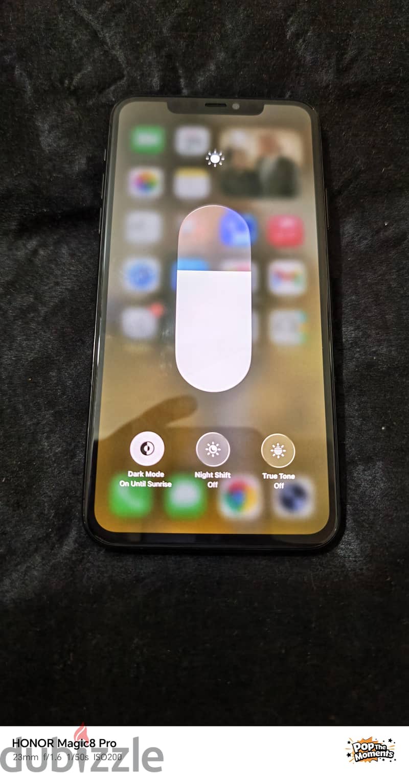 Apple - iPhone 11 Pro Max 2