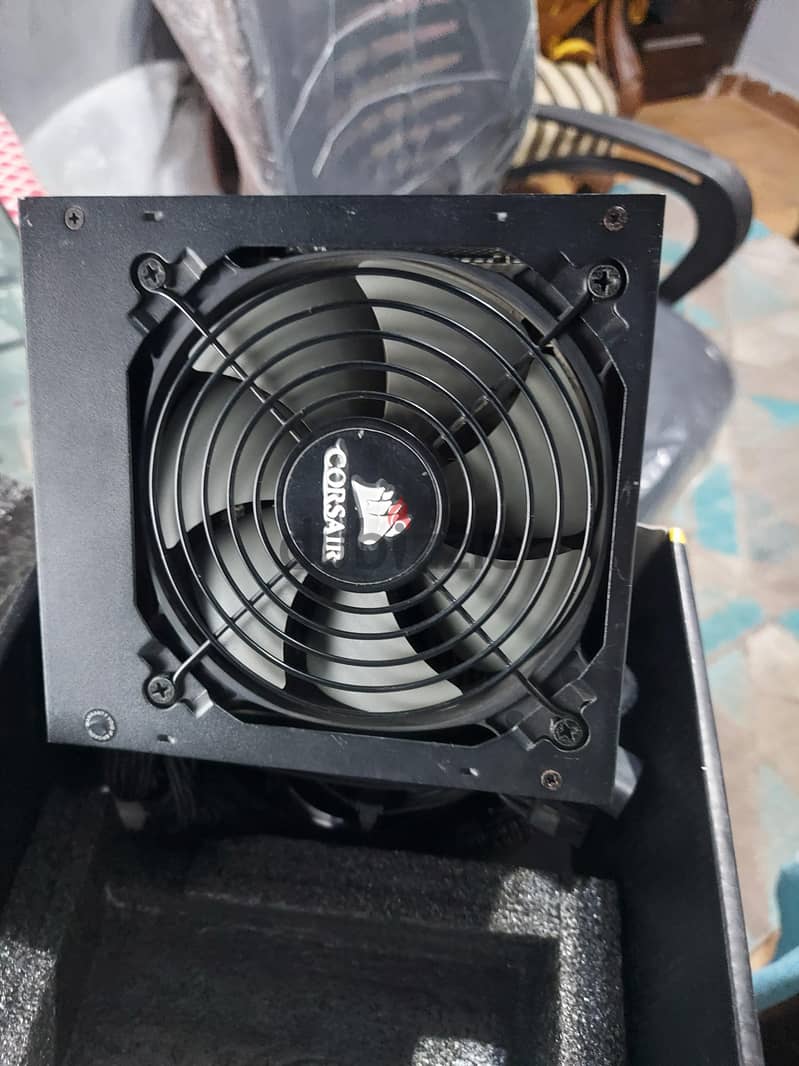 Corsair TX750M Gold 80+ 4