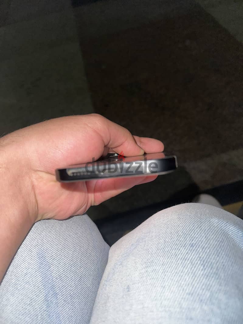 Apple - iPhone 16 Pro Max 1