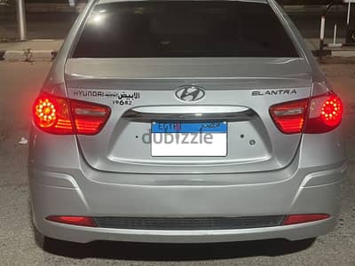 هيونداي إلينترا 2019