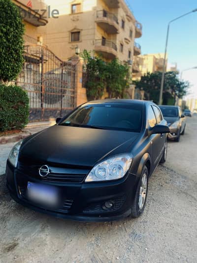 أوبل أسترا 2008