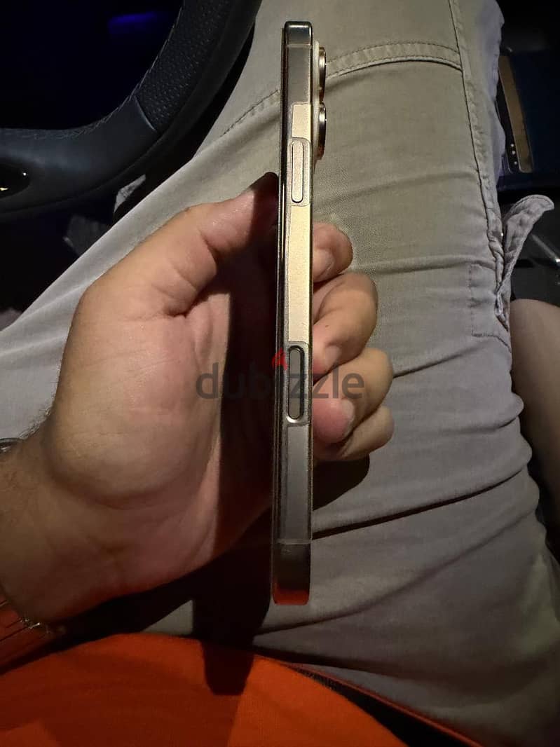 Apple - iPhone 16 Pro Max 5
