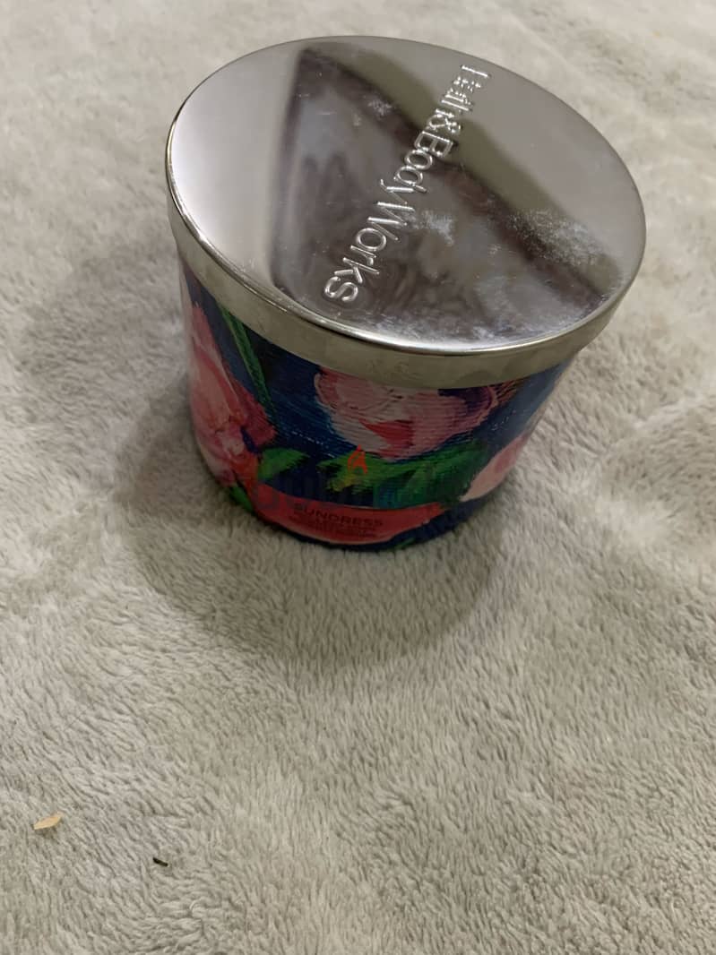 Bath & body works Candle 3