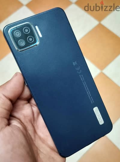هاتف oppo/A73 شغال بحاله جيده جدا جدا