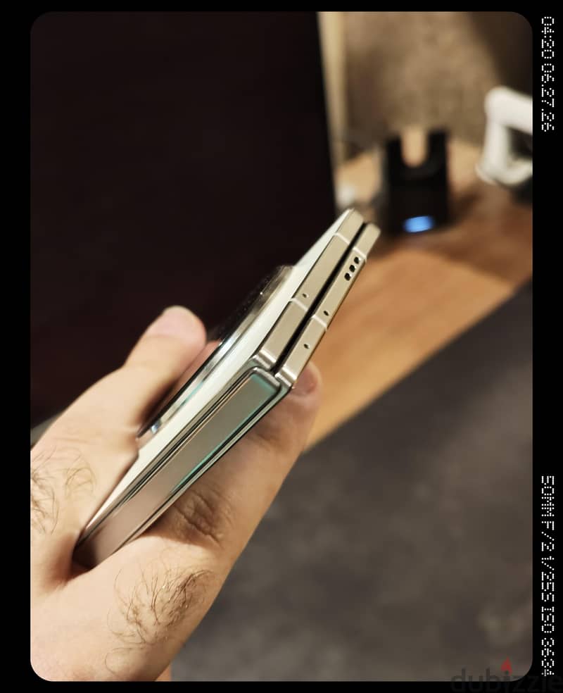 OPPO Find N5 11