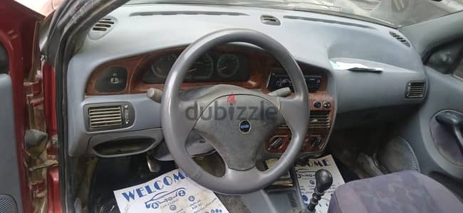 فيات سيينا 2000