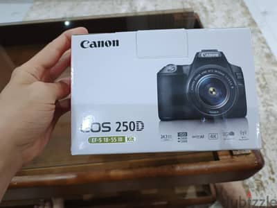كاميرا Canon D250