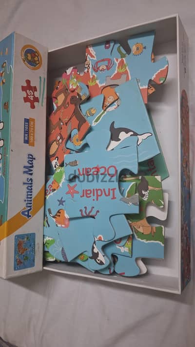 بازل أرضية جامبو Fluffy Bear خريطة  العالم والحيوانات 48قطعه حاله ممتا