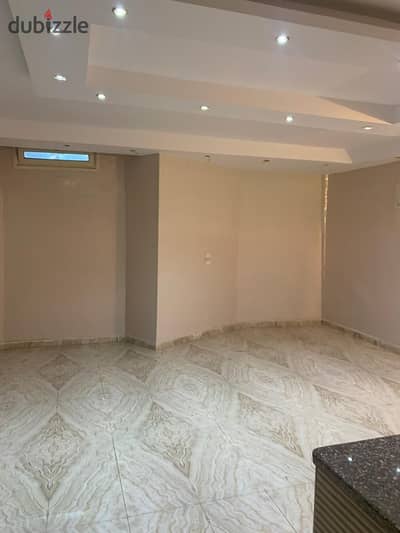 Apartment for rent in the Second District - Fifth Settlement, 180m² + 70m² garden, super deluxe finishing, private entrance