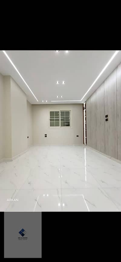 Apartment for immediate rent in Madinaty, with an area of 140 square meters, consisting of 3 rooms and 2 bathrooms
