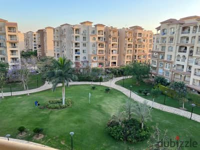 Apartment for sale in Madinaty B3  A unique opportunity for first occupancy  Area 245 meters Model 500 Fifth floor  Consists of 3 bedrooms including a master room  3 bathrooms  Maid's room with private bathroom  Spacious reception  Finishing by Talaat Moustafa Company  Wide garden view  Prime location directly in front of Ekbtion Market  The unit is fully paid cash