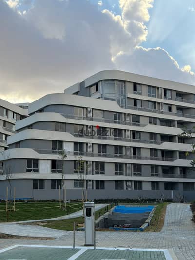  Ready-to-Move Apartment in Mostakbal City Facing Madinaty with 30% Discount for a Limited Time