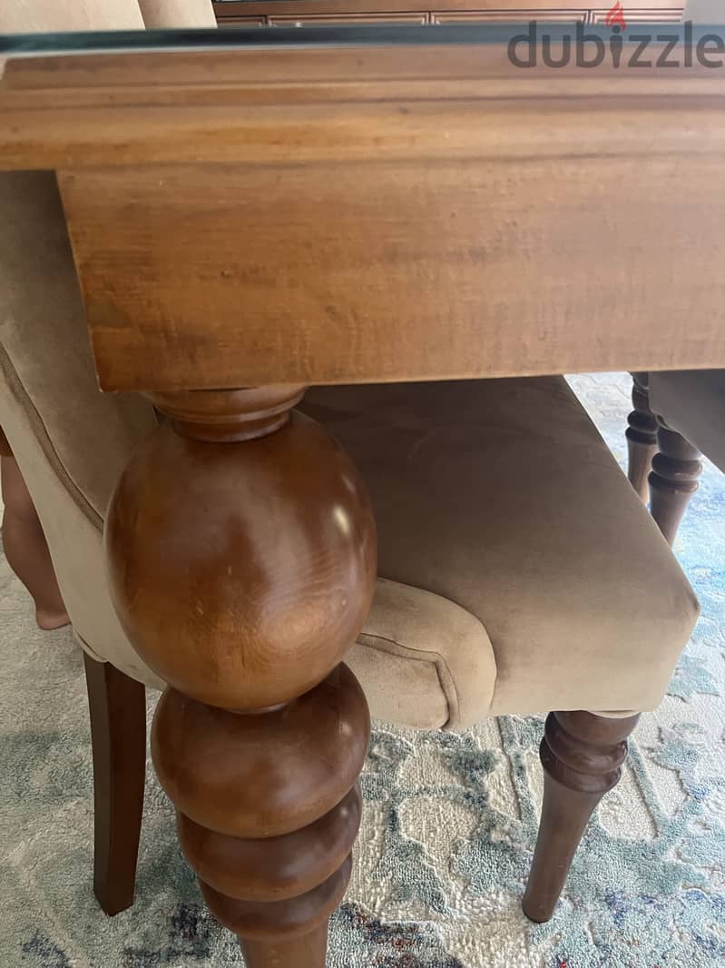 Dining table & chairs 2