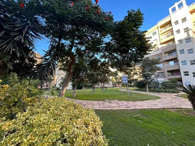 Apartment for cash sale in Madinaty, B6.