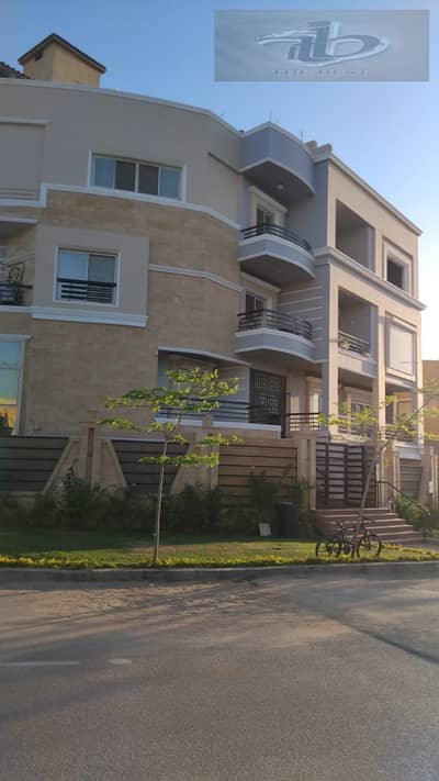 Apartment for Sale – Sharq Al-Academy, Fifth Settlement An exceptional opportunity featuring a spacious layout in a quiet, prime location. Location: *