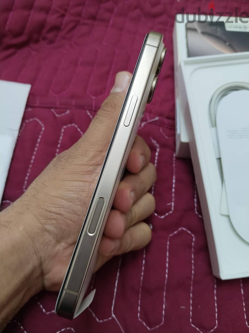 iPhone 16 Pro Max 3