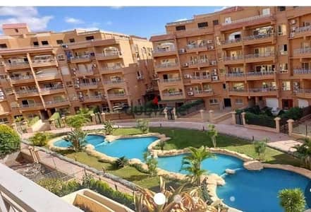 176 sqm apartment for sale below market price at EGP 5,300,000 with a full lake view in Al Murooj, 6th of October City.