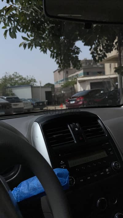 Nissan Sunny 2022