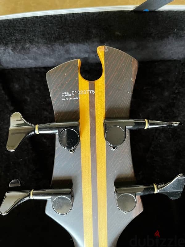 Tobias Bass Guitar 4