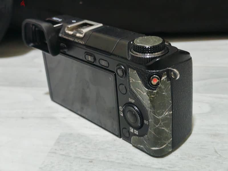 Sony Nex-6 Mirrorless Camera 2