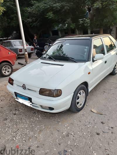 سيارة للبيع