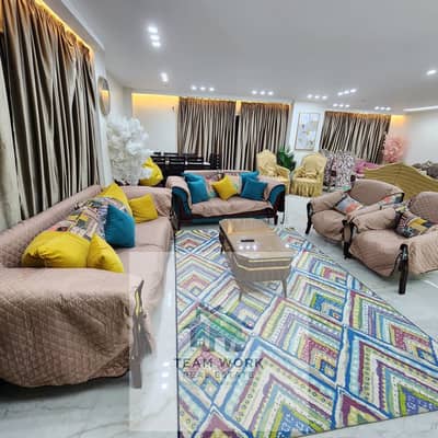 للبيع بنتهاوس لقطة (أول سكن) بمساحة قصر مصغر في كمبوند الخمائل الشيخ زايد For sale: A great deal on a brand new penthouse (first occupancy) with the s